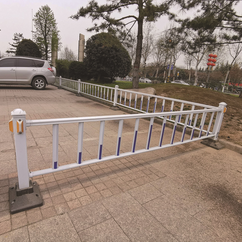 厂家直销现货市政道路护栏中央隔离栏马路人行道机非人非交通围栏