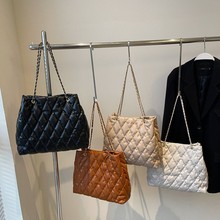 菱格大包包女2024冬季新款潮流纯色单肩斜挎包容量链条包托特包