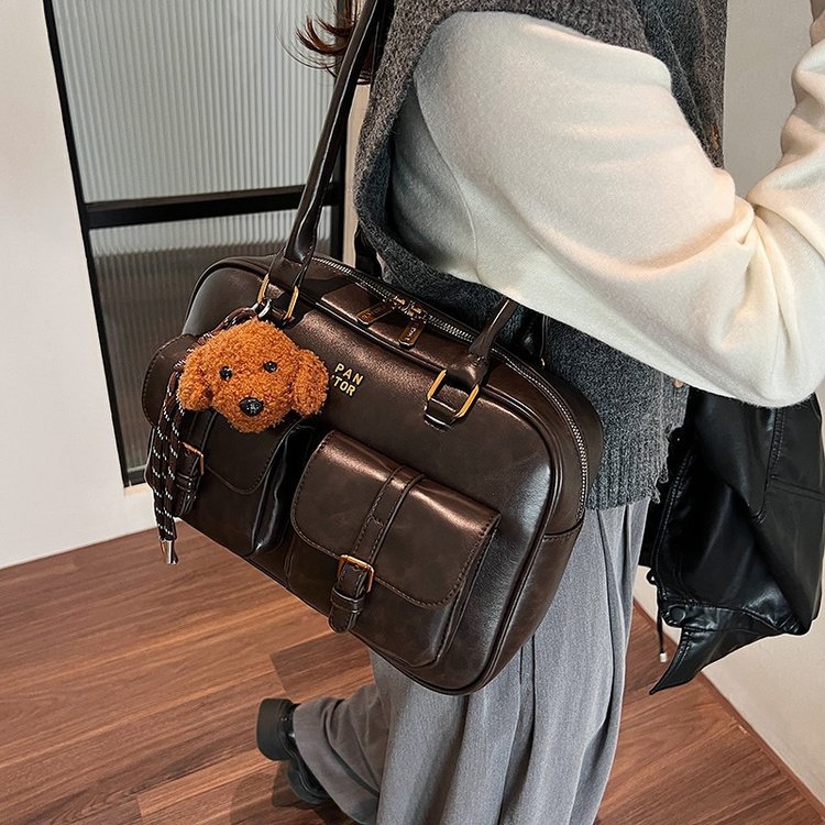 Bolsos de mujer puros, de moda e indispensables