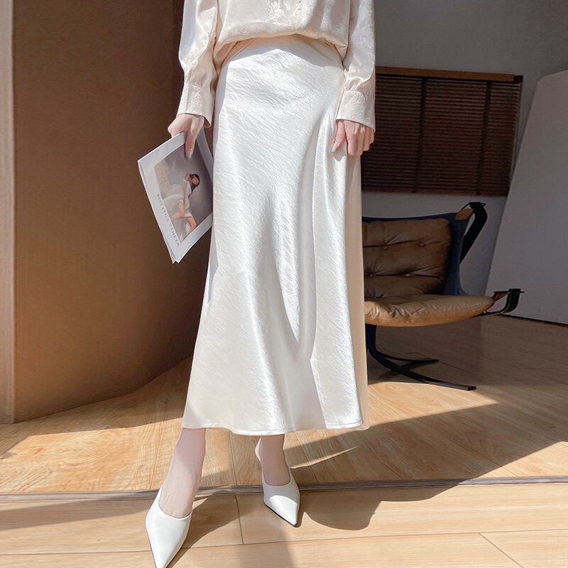 Cross-Border 2025 Summer Long Skirt with Drapey Glossy Ice Silk Skirt Fishtail Skirt White Skirt Half-Length Skirt High Waist