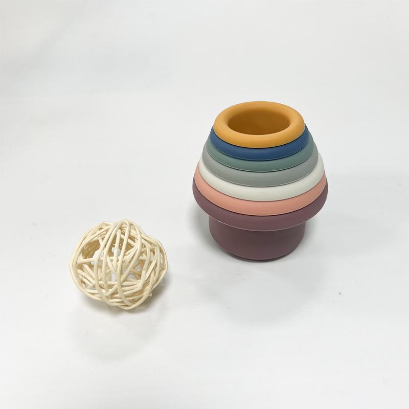 Venta directa de fábrica de vasos apilables para bebés, juguetes interactivos de apilamiento, vasos encajables, juguetes educativos de silicona platino para niños