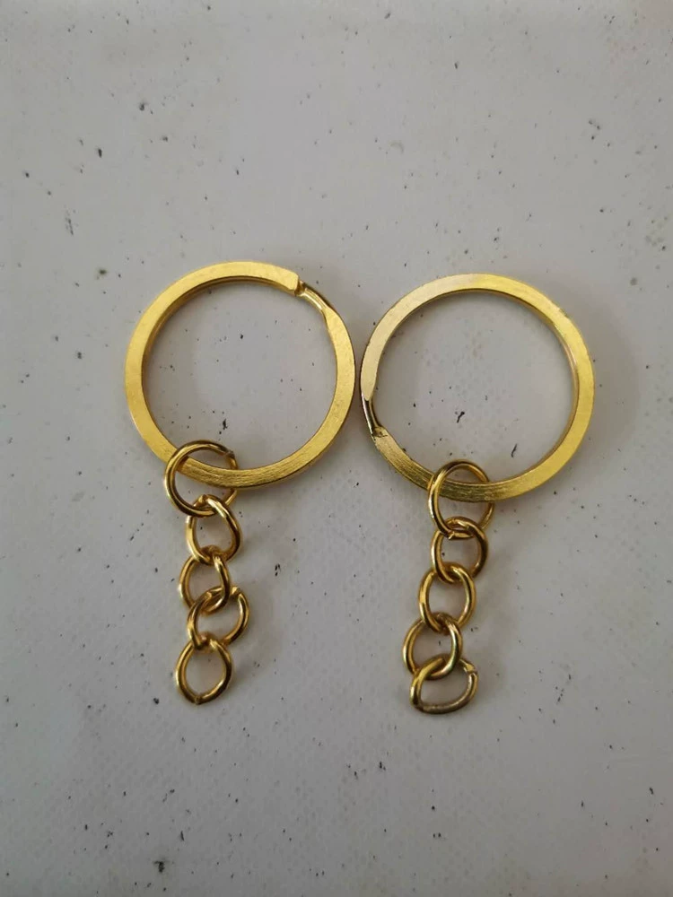 Брелок плоский с цепочкой имитация золота 1,8*25 мм плоский брелок для ключей с 4 цепочками