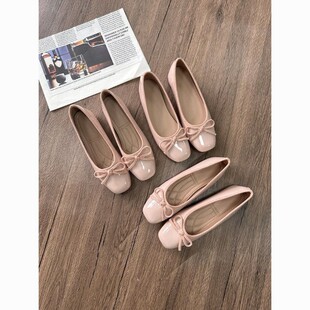 ��ƷŮЬ��ʽ�����Y2026�¿���Ƥ���^ƽ��Ь����Ь��Ь�\��ɫ��Ь