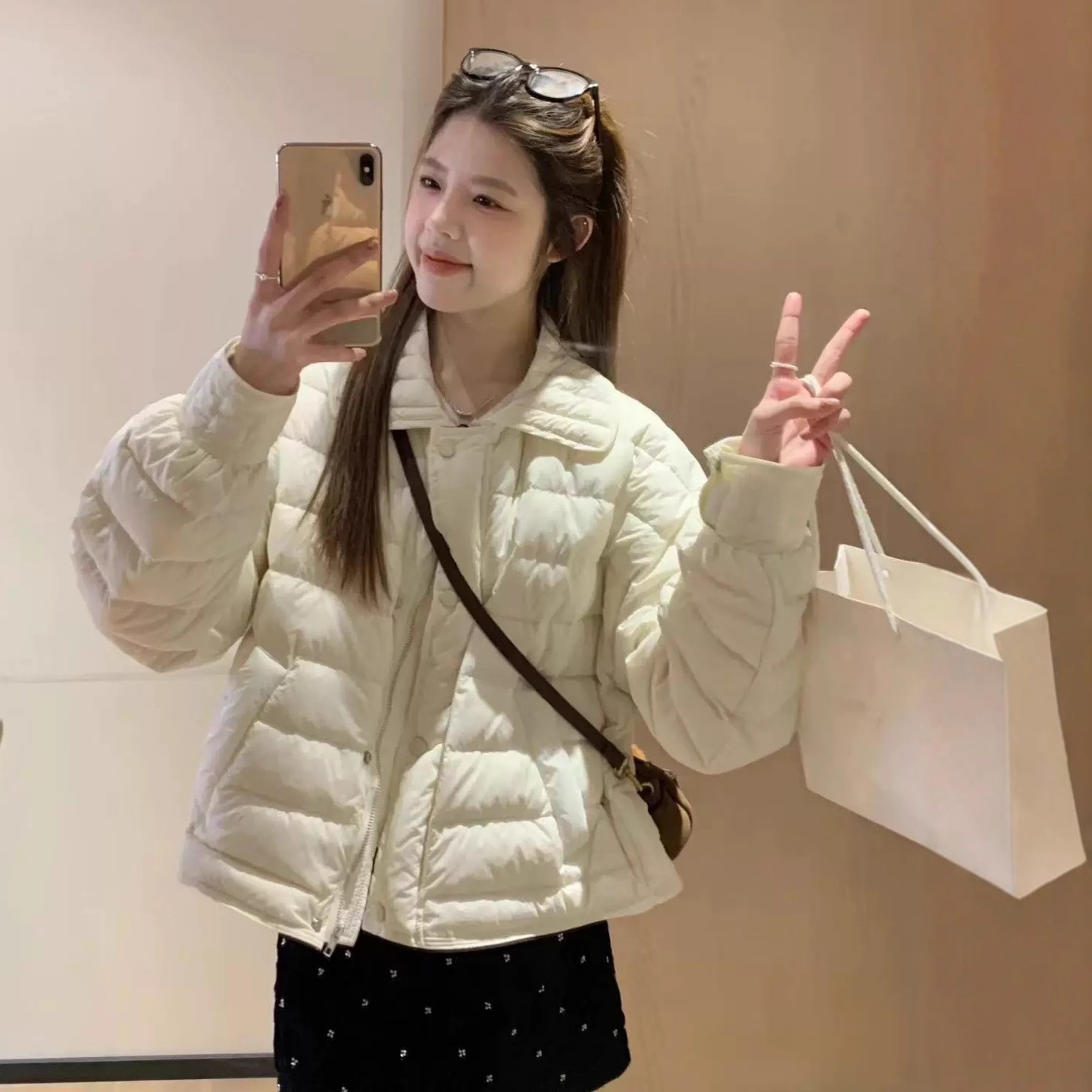 화이트 덕 다운 새로운 한국 스타일 스위트 스몰 라펠 다운 재킷 여성용 짧은 스타일 가볍고 루즈한 따뜻한 작은 재킷
