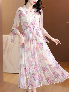 连衣裙女新款气质碎花裙年轻款法式裙
