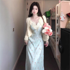 绝美蕾丝V领碎花吊带连衣裙子女装早秋季2025新爆款漂亮长裙套装