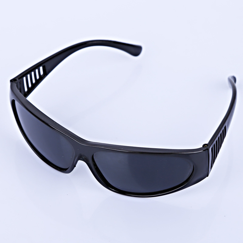 厂家现货电焊眼镜护目镜焊工气焊防紫外线墨镜防风沙眼镜挡风