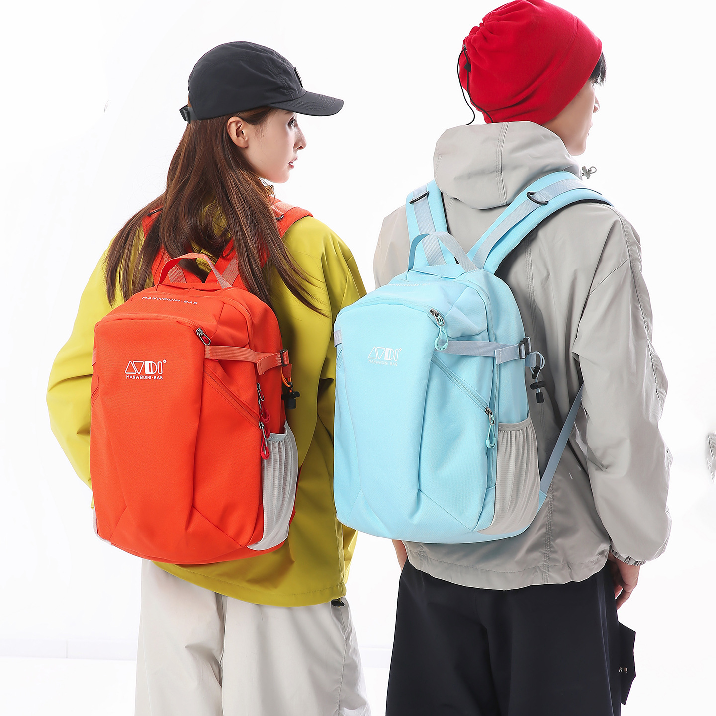 Otoño al aire libre Mochila de montaña Mochila de bicicleta de gran capacidad Mochila de moda versátil 2025 nuevo