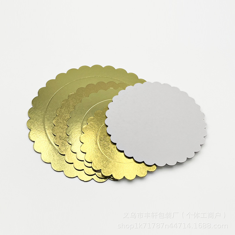Transfronterizos pastel de alta calidad base horneado embalaje de papel de encaje dorado pastel de cumpleaños plateado almohadilla redonda cortada