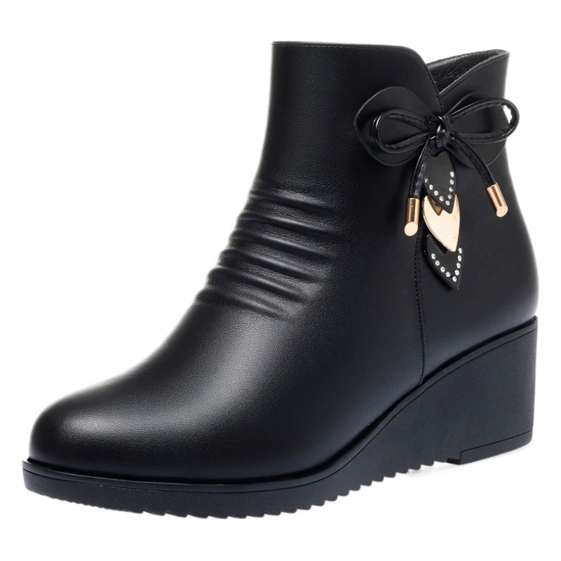 Новые осенне-зимние женские ботинки на танкетке из хлопка с флисовой подкладкой, на толстой подошве, нескользящие, теплые, для женщин среднего и старшего возраста.