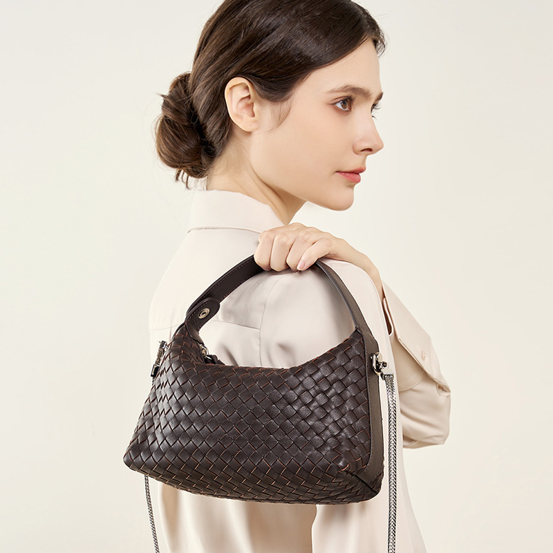 2026 New Niche Genuine Leather Woven Dumpling Bag, Sheepskin Chain Crossbody Bag, Women's Pillow Bag, Handbag