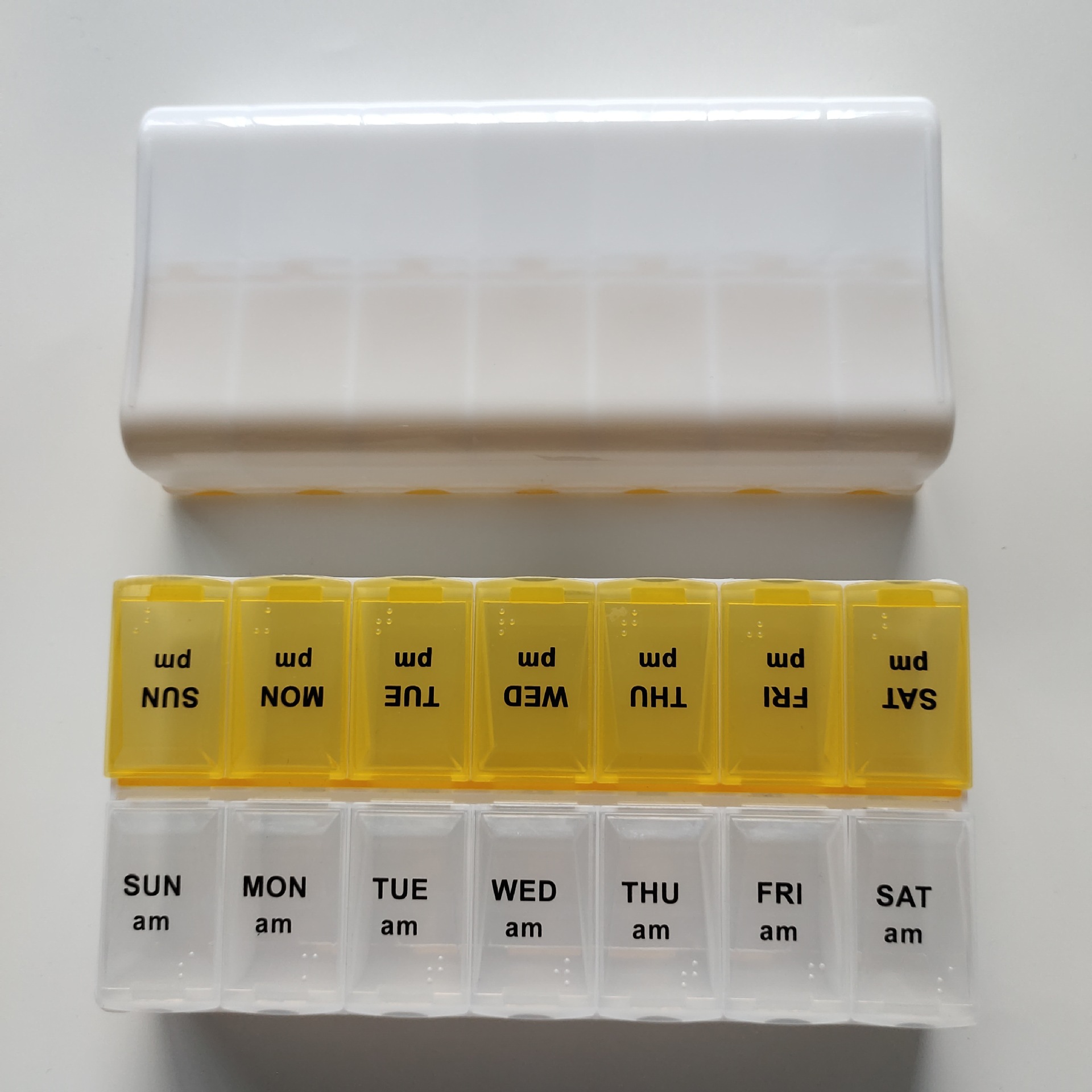 厂家14格收纳盒 双排十四格分隔医药盒 opp袋装便携塑料药盒