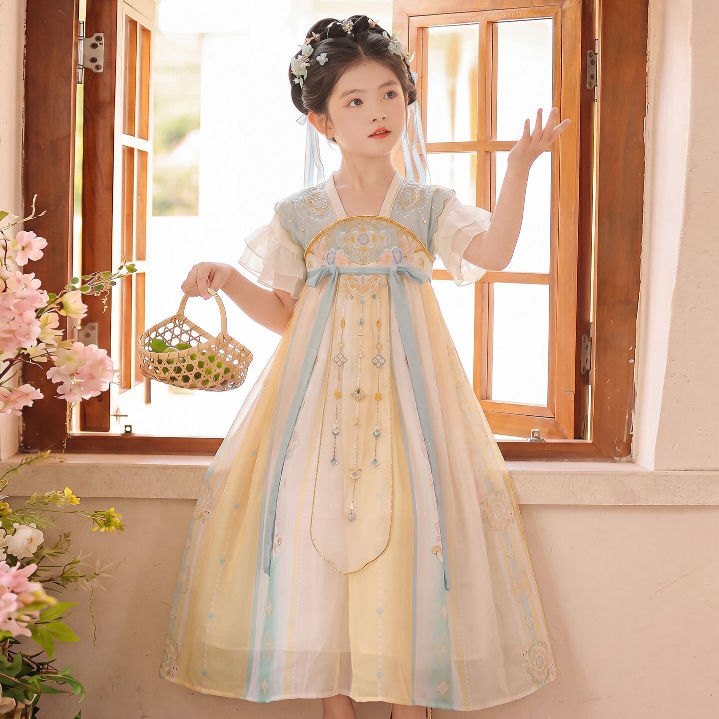 Hanfu girls' summer 2026 new style ancient princess dress, Chinese style Tang suit for girls, children's traditional dress
