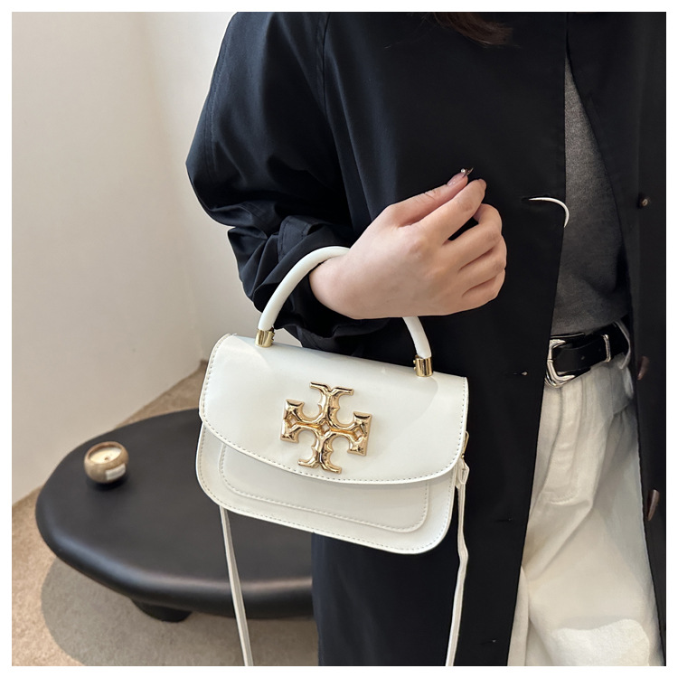 Cross-border retro underarm women's bag, this year's new fashionable single-shoulder bag, trendy and textured crossbody bag, casual tofu square bag undefined