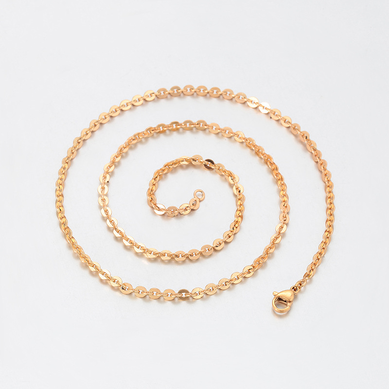 Xuping moda simple collar de chapa de aleación de cobre chapado 18k Europa y los Estados Unidos collar de cadena cruzada al por mayor