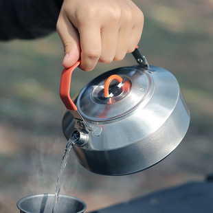 Outdoor stainless steel kettle portable camping picnic teapot 1L large capacity coffee pot silicone handle kettle