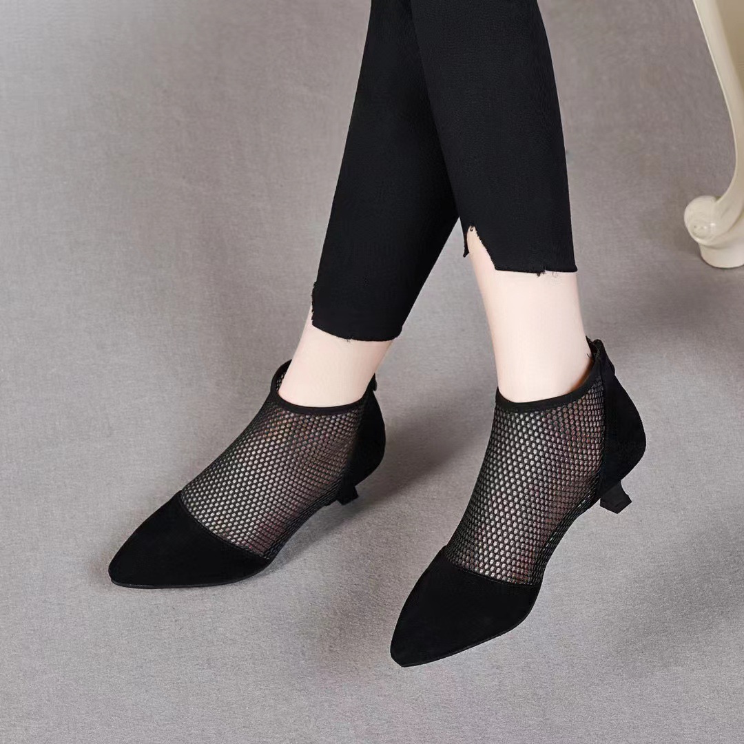 Sandal nữ da thật mũi nhọn gót thấp kiểu La Mã khoét lỗ thoáng khí — đen chi tiết 2