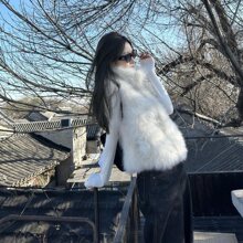 毛毛外套气质千金上衣女春夏新款感马甲短款加厚保暖毛毛背心