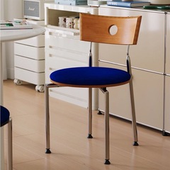 家庭用ネット赤復古背もたれテーブルと椅子民宿チェーンホテルレジャー椅子小戸型実木書テーブルと椅子
