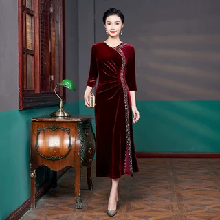 2026春秋女妈妈连衣裙中年中老年婚礼服中长婚宴装喜婆婆改良旗袍