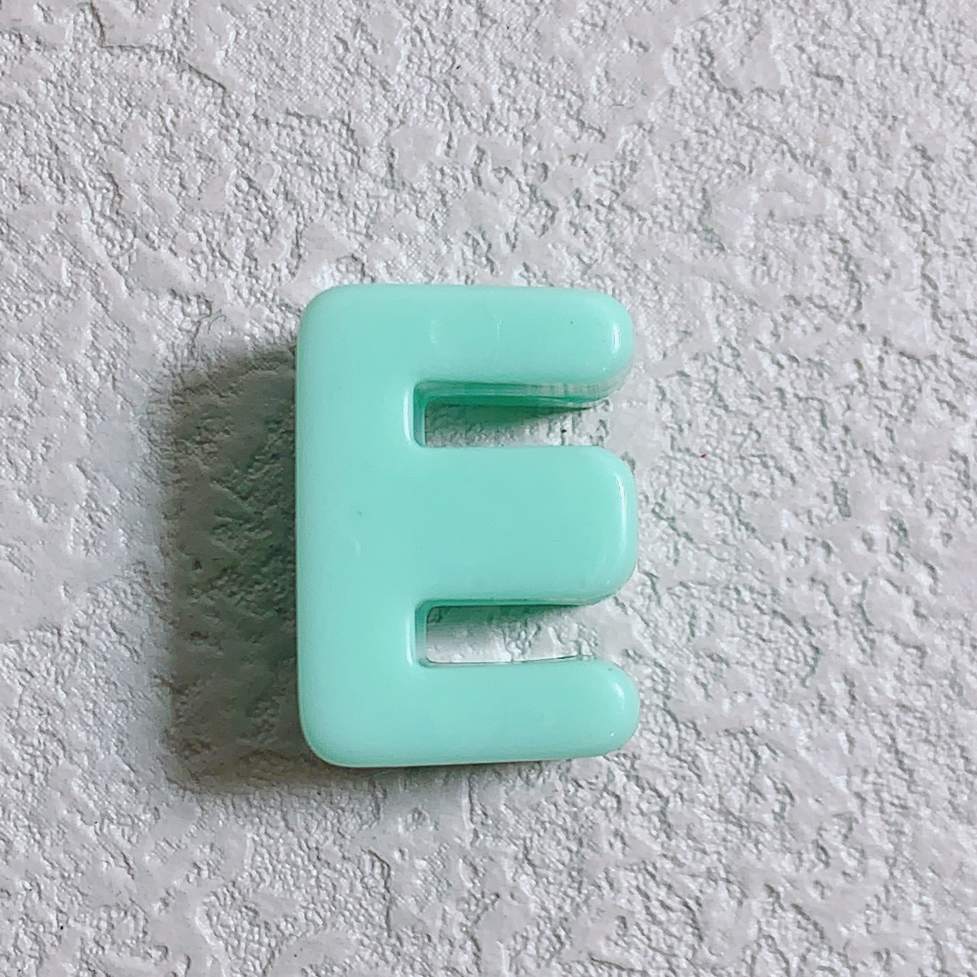 E (turquoise)