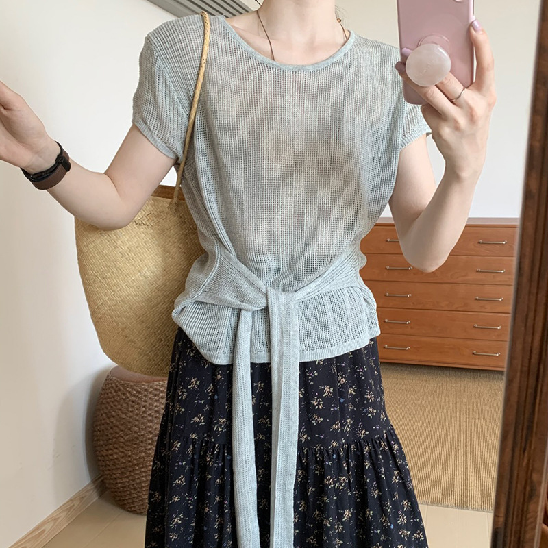 デザインされたフロントレースアップベスト 2025 夏の新しい韓国スタイルのルーズでスリムな女性のためのノースリーブトップ|undefined