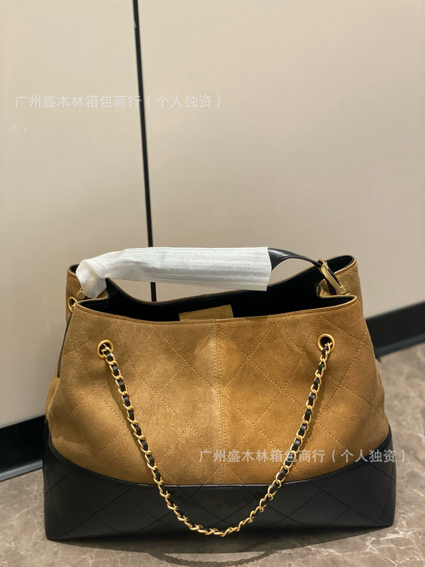 25A Xiaoxiangfeng スエードとレザーの菱形トートバッグ、レトロな大容量ポータブルショルダーバッグ、クロスボーダーレディースバッグ|undefined