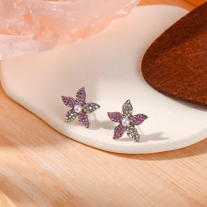 Fashion New Spring And Summer Inlay Colorful Crystals Star Pearl Ear Studs display picture 3