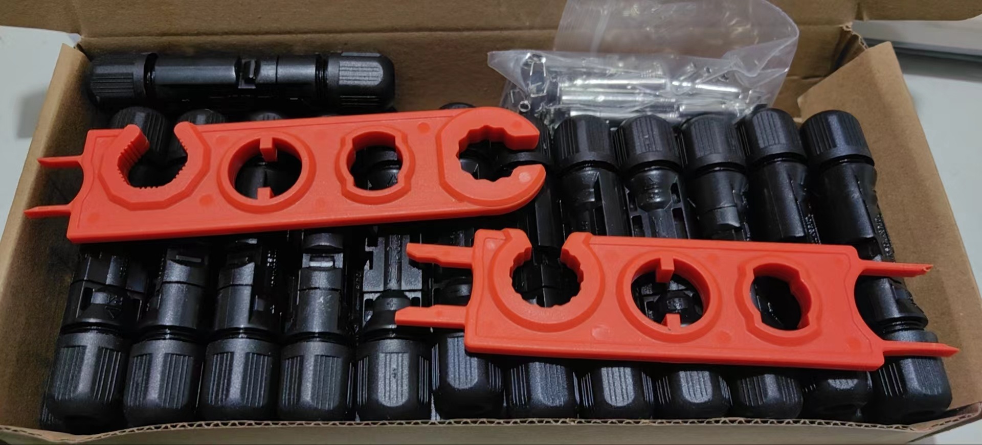 커넥터 26세트 + 다기능 렌치 1세트