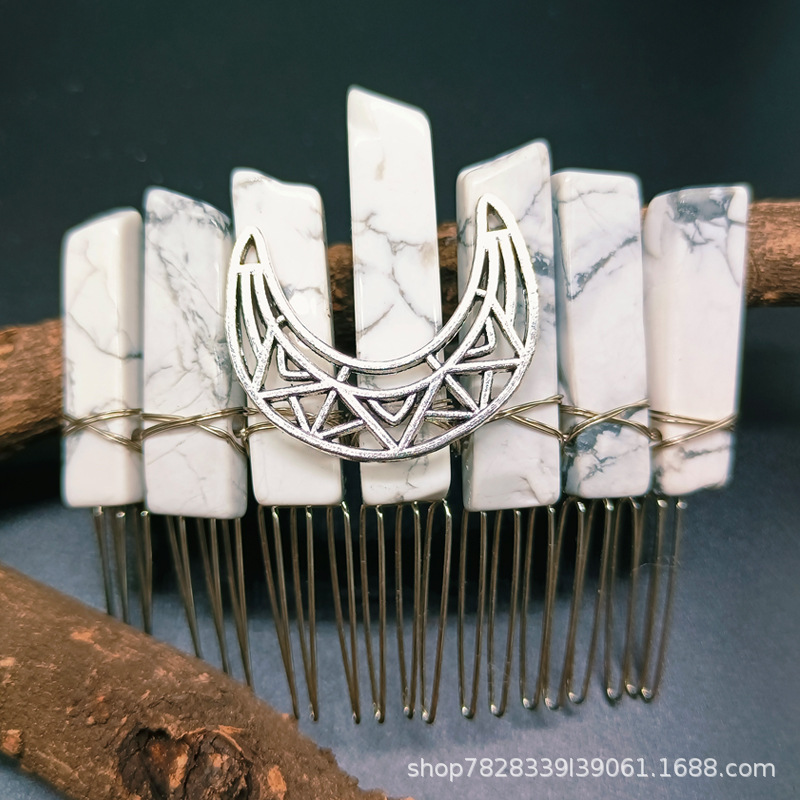 흰 소나무 + 속이 빈 달