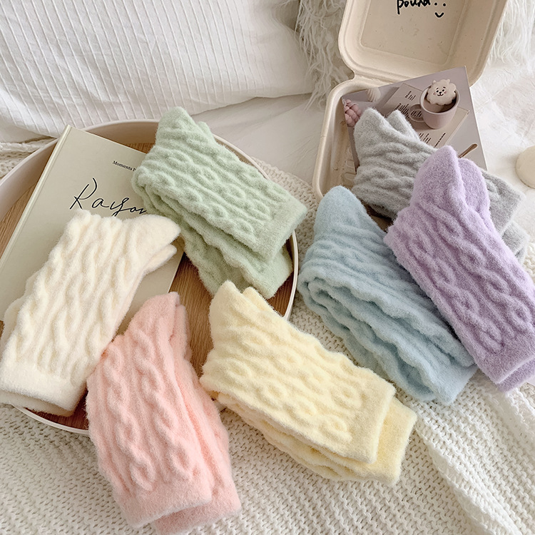 Sweet Style Sweet Women's Solid Color Polyester Ankle Socks A Pair