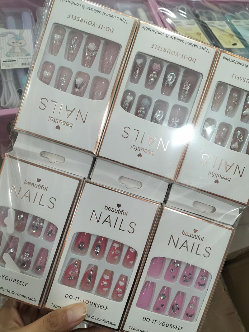 Nuevo desgaste de la serie de mariposa de uñas etiquetas de uñas niñas caja de almacenamiento transparente etiquetas de uñas falsas niñas etiquetas de uñas cortas