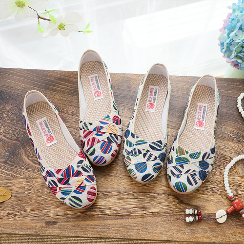 Women's 2024 Spring New Beijing Cotton Shoes Slip-on Canvas Shoes with Cowhide Sole, Single Shoes, Non-slip Soft Sole, Comfortable