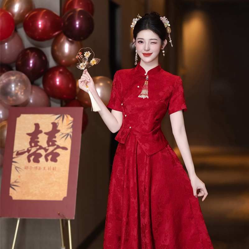 New Chinese-style Improved Cheongsam Toast Dress Bride's Wedding Red Engagement dress Women's Little Man Back Door High-class Sense New Chinese-style Improved Cheongsam Toast Dress Bride's Wedding Red Engagement dress Women's Little Man Back Door High-class Sense