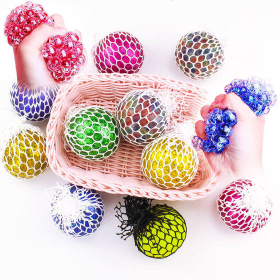 Decompression children's toys trick trick funny vent grape ball pinch music stall toys wholesale