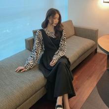 2022秋季韩版复古图案长袖衬衫女显瘦百褶中长款背带连衣裙两件套