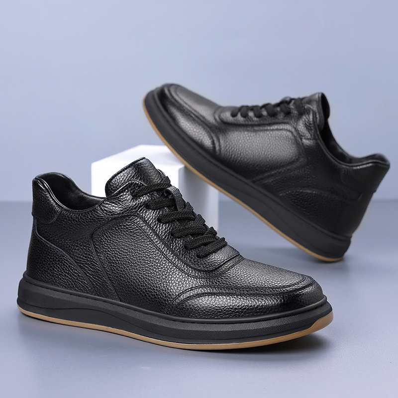 Piel de vaca de primera capa invierno nuevos zapatos casuales para hombres cuero más terciopelo zapatos cálidos de algodón zapatos de cuero de tendencia para hombres zapatos para hombres suaves