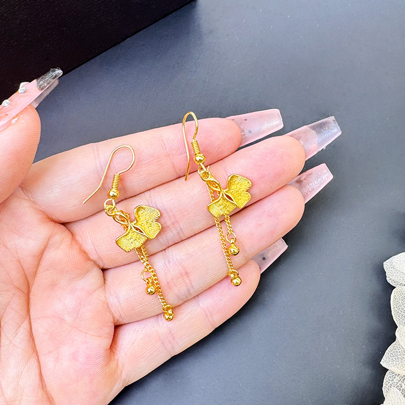 Ginkgo biloba arudo vietnamita pendientes de orejas frillones alta sensación de lujo ligero chapado en oro no desvanecer joyas accesorios al por mayor