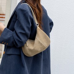 小众设计手提包包女2025新款复古磨砂休闲通勤包日常感单肩斜挎包