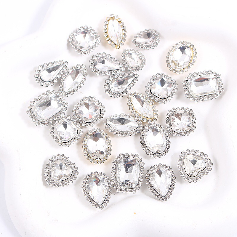 Double-Layer Flower White Sunflower Holder Hand-Sewn Crystal Glass Diamond DIY Headwear Bags Clothing Accessories Accessories Double-Layer Flower White Sunflower Holder Hand-Sewn Crystal Glass Diamond DIY Headwear Bags Clothing Accessories Accessories