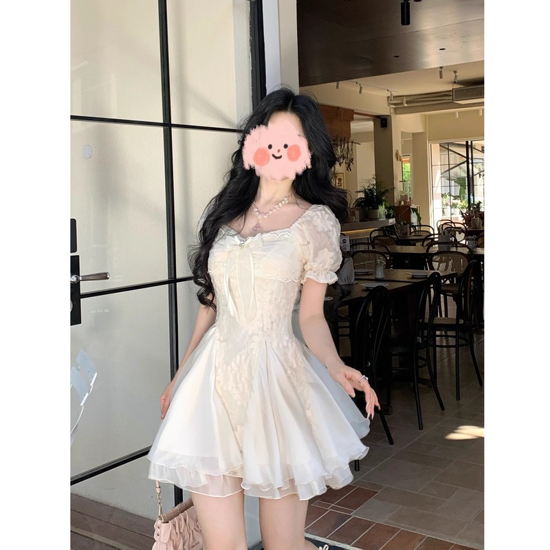 Blovelan白茶与风纯欲白月光气质刺绣花朵蓬蓬连衣裙度假风长裙女|undefined