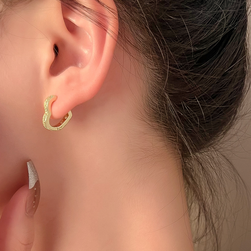 Zircon Inlay Material Fashion Heart Shape Copper Inlay Zircon Earrings