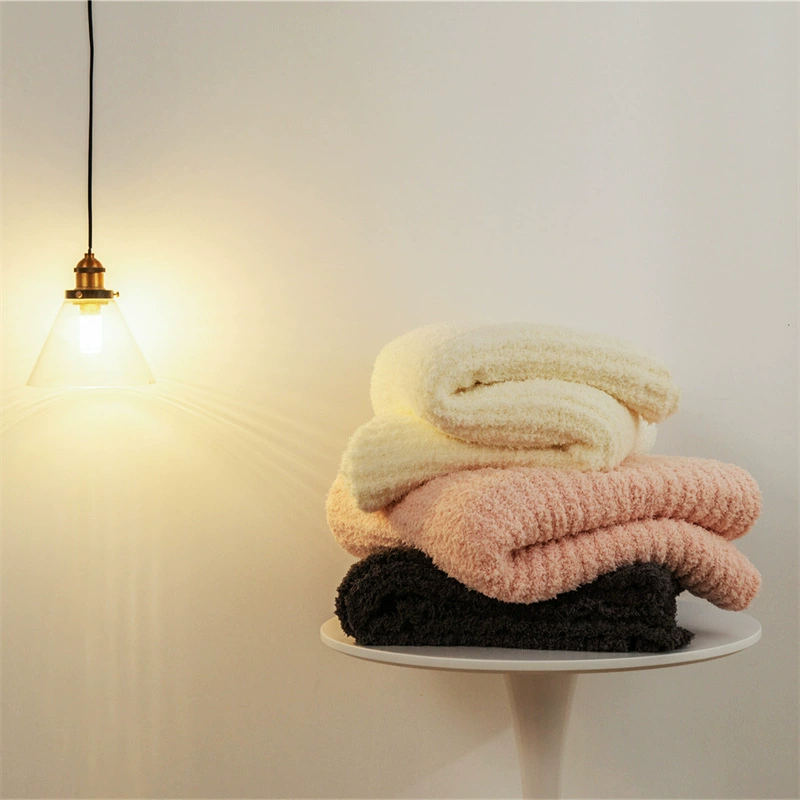 Keep warm duvet, knitted sofa