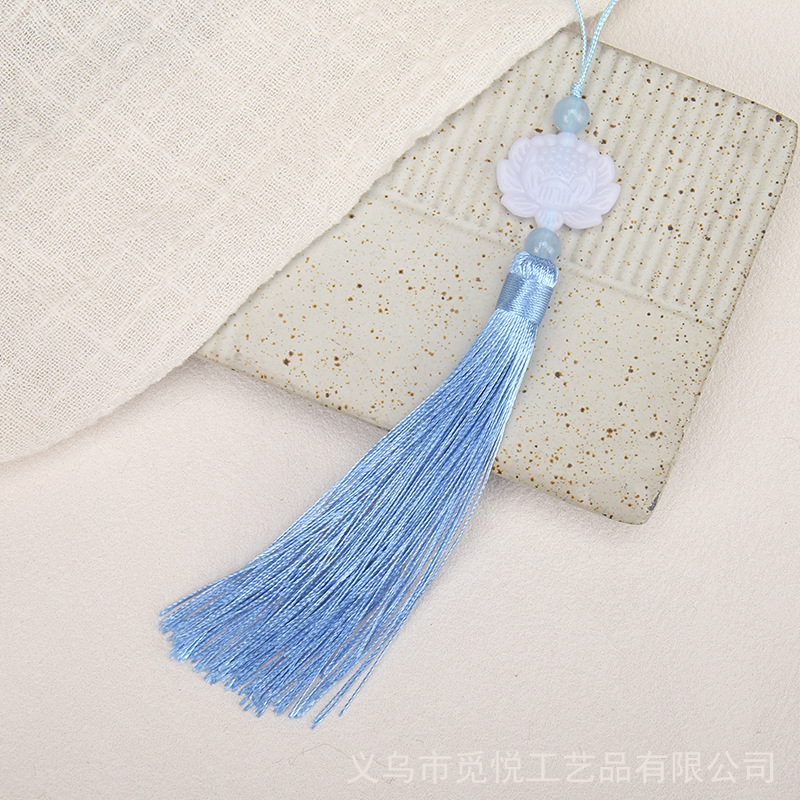 Colgante de borla de loto de jade blanco, colgante de abanico de estilo antiguo, adorno colgante decorativo con borla, accesorio decorativo de colgante de linterna Hanfu.