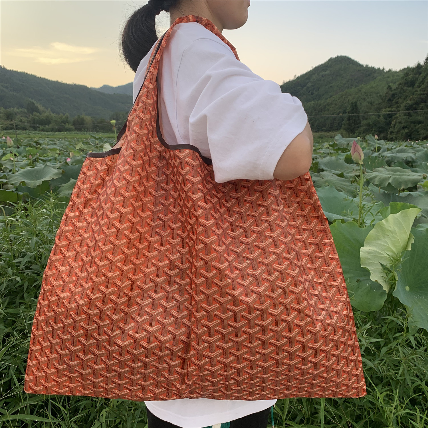 Bolsa de compras plegable de la protección del medio ambiente del paño de Oxford bolsa de almacenamiento portátil bolsa de supermercado grande bolsa de dibujos animados japonés