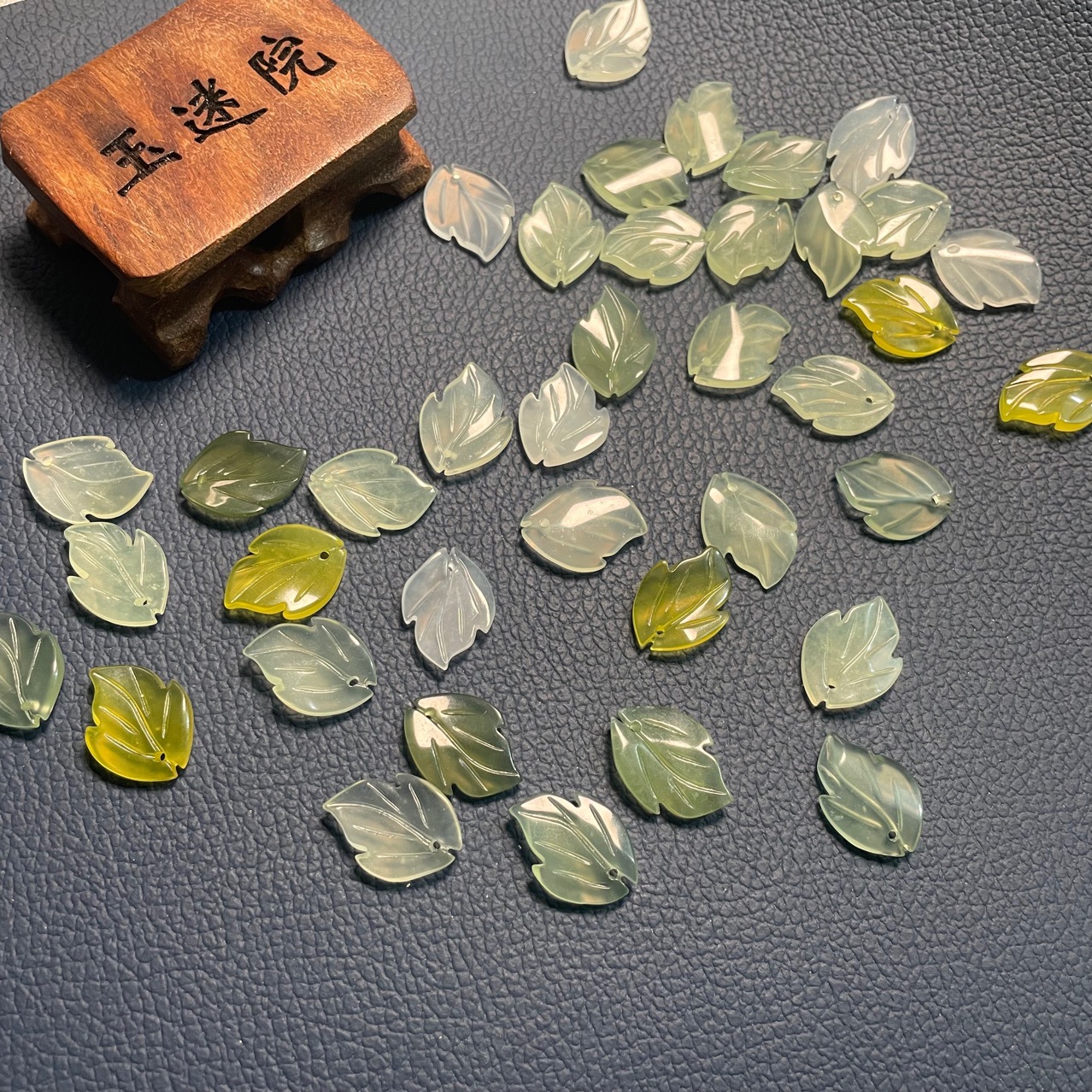 玉石叶子