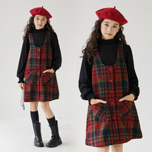 女童冬加绒套装2026新款中大童红色尼子格子背带裙洋气圣诞两件套