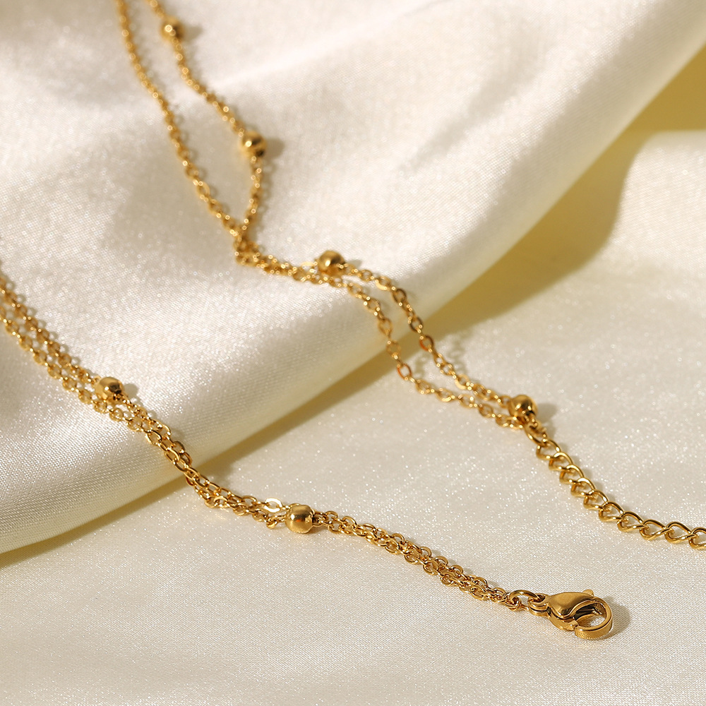 Simple Style Round Stainless Steel Layered Necklaces Gold Plated Stainless Steel Necklaces display picture 3