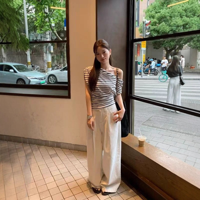 设计感斜肩短袖T恤女2025夏季新款辣妹修身显瘦露肩条纹学生上衣|undefined