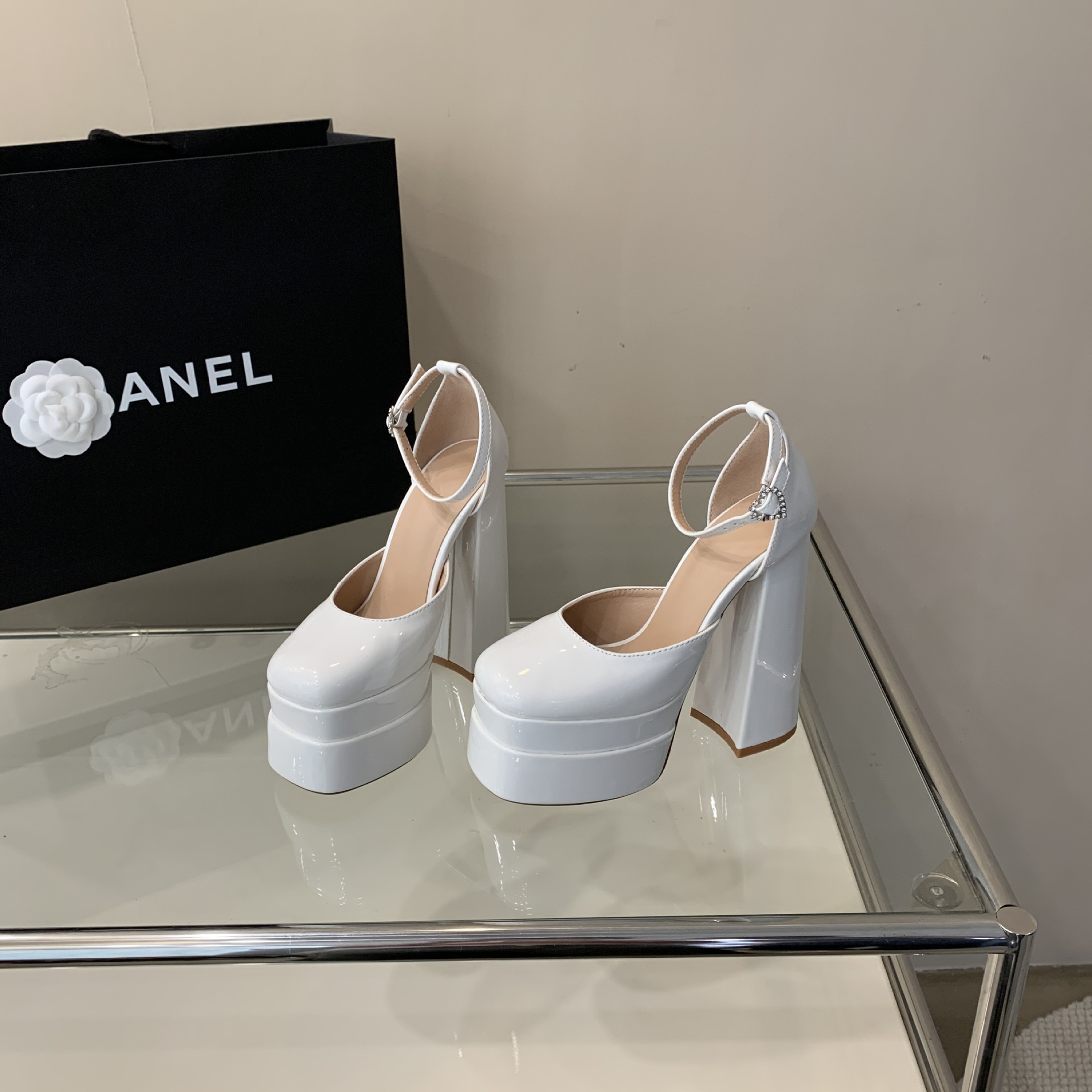 Sandal cao gót nữ mũi vuông quai ngang khóa kim cương gót 14 cm — Màu đen chi tiết 3